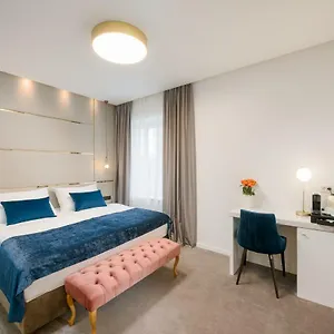 Flos Luxury Gasthof